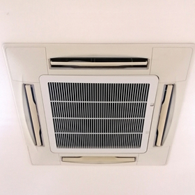 エアコン分解洗浄（全タイプ対応）